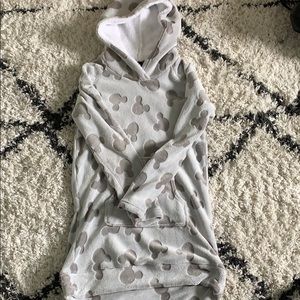 long disney h&m sweatshirt